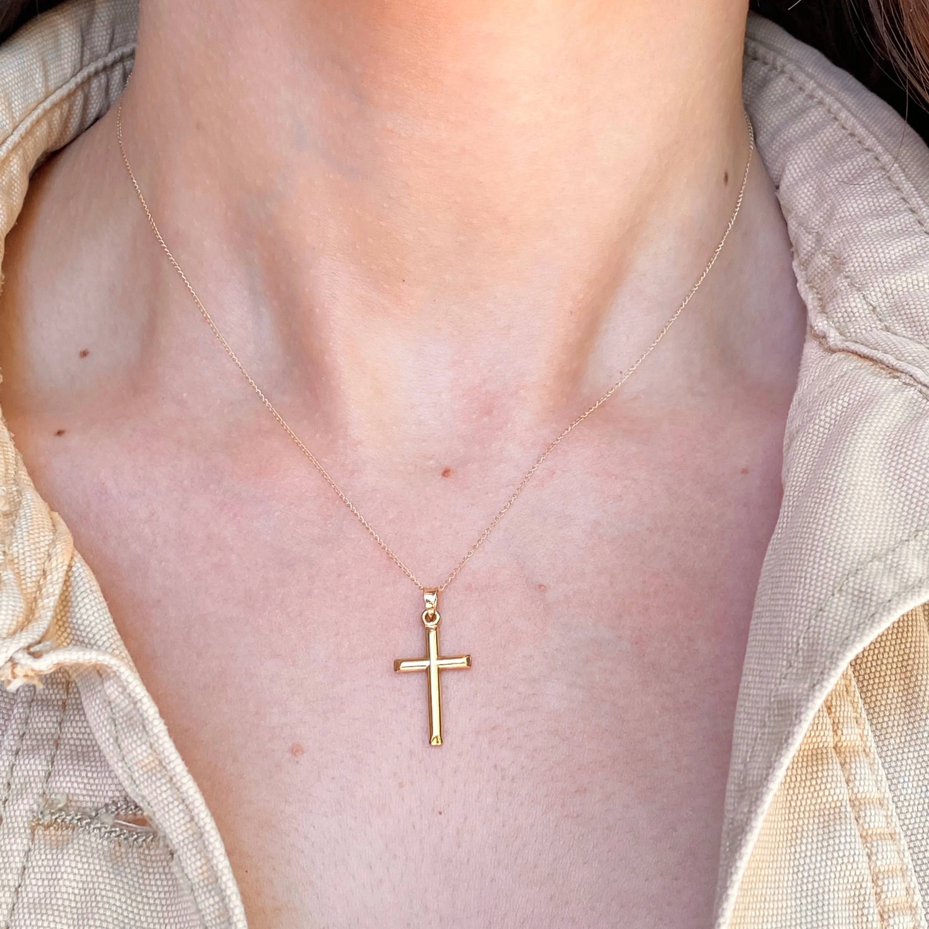 10KT Yellow Gold Polished Cross Plain Pendant Charm