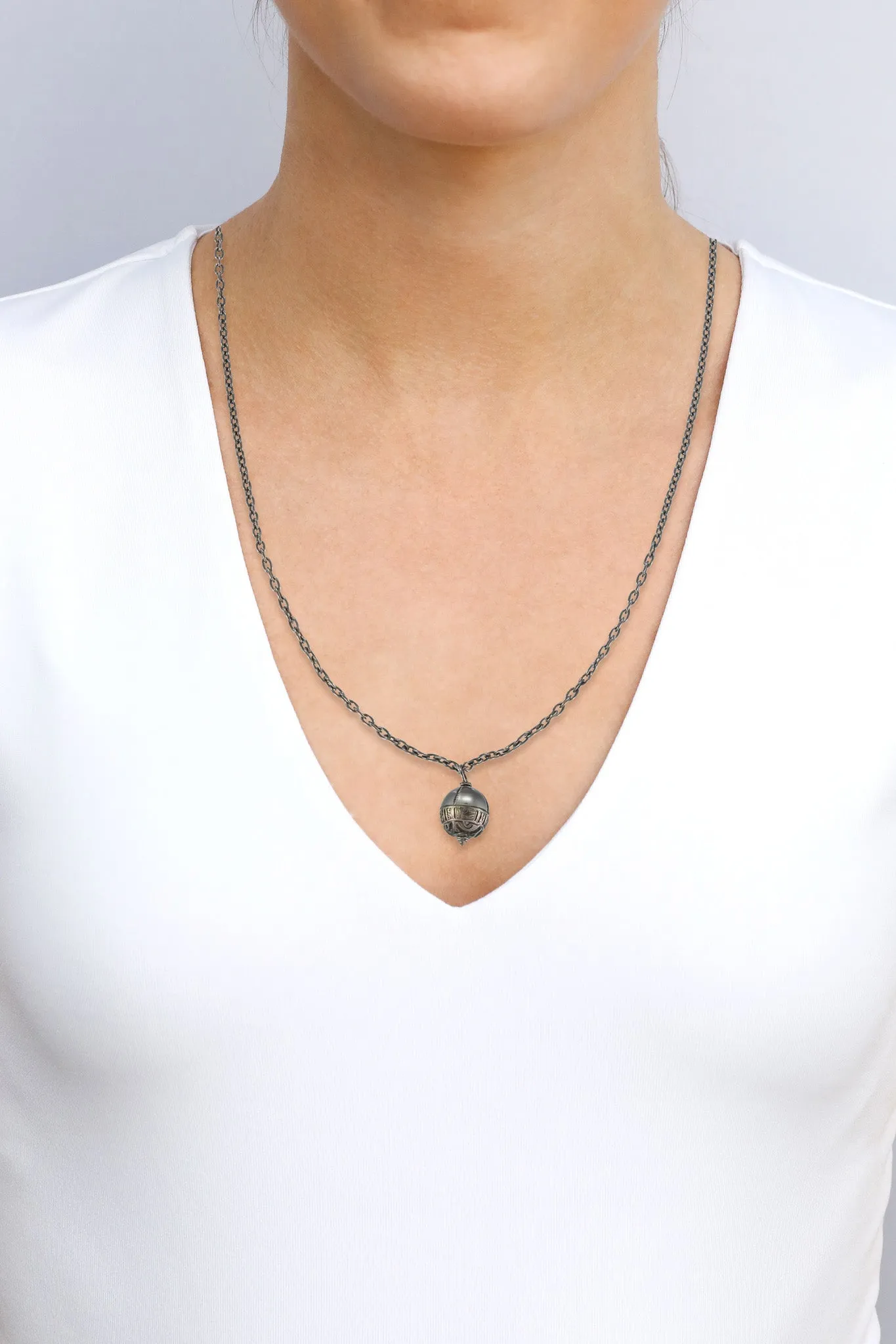 28" TAHITIAN PEARL NECKLACE