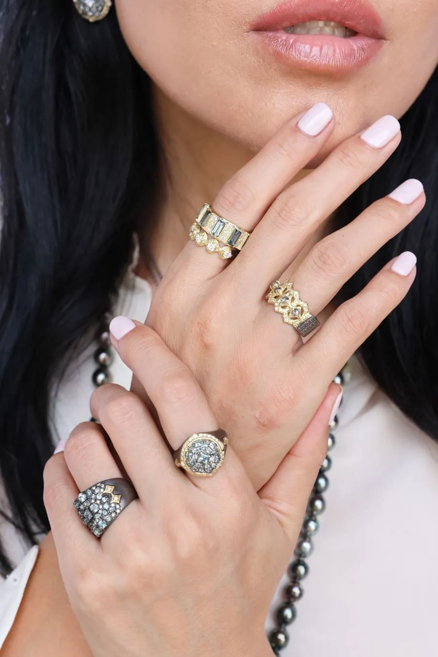 3 MM WHITE DIAMOND SCROLL STATEMENT RING
