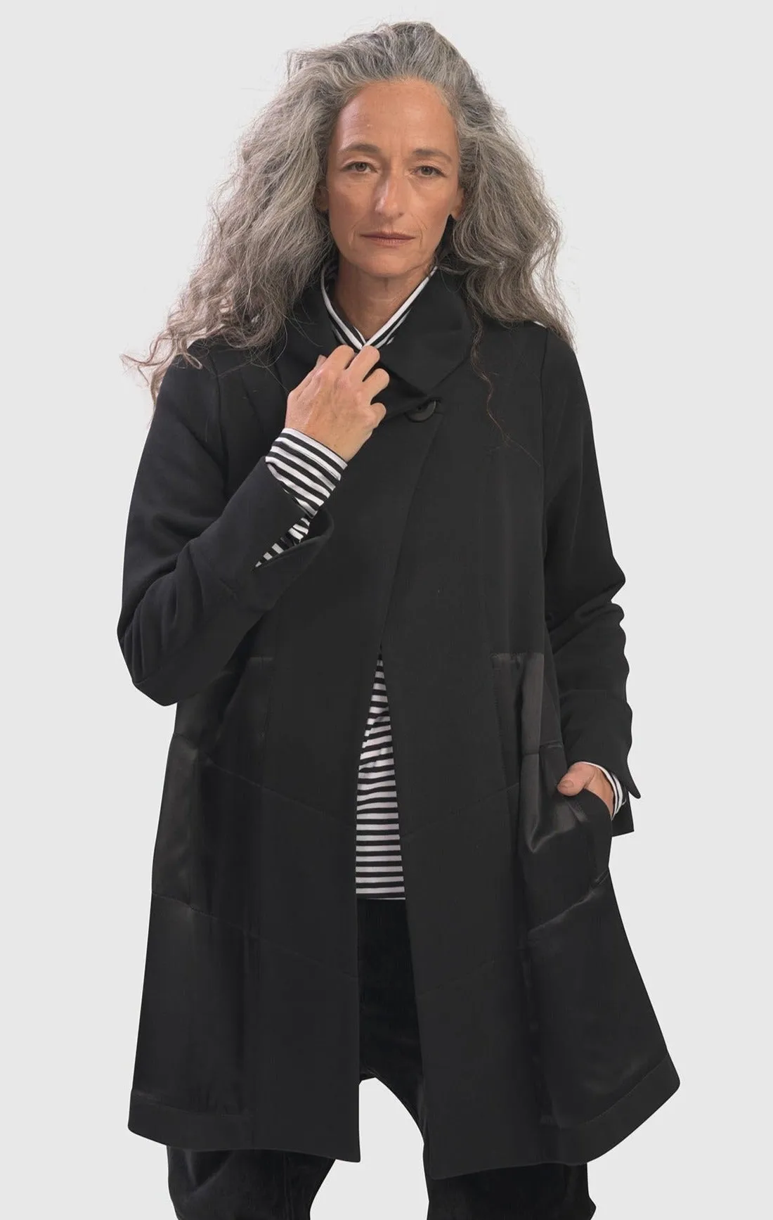 Alembika Urban Sleek Satin-Trim Jacket