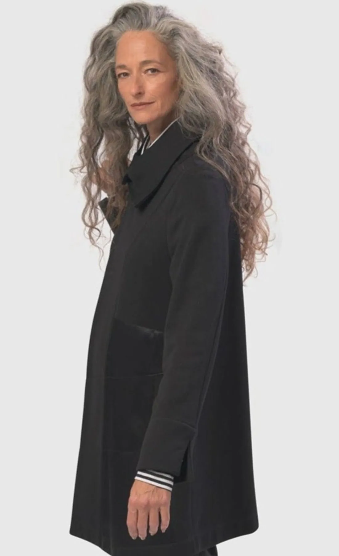 Alembika Urban Sleek Satin-Trim Jacket