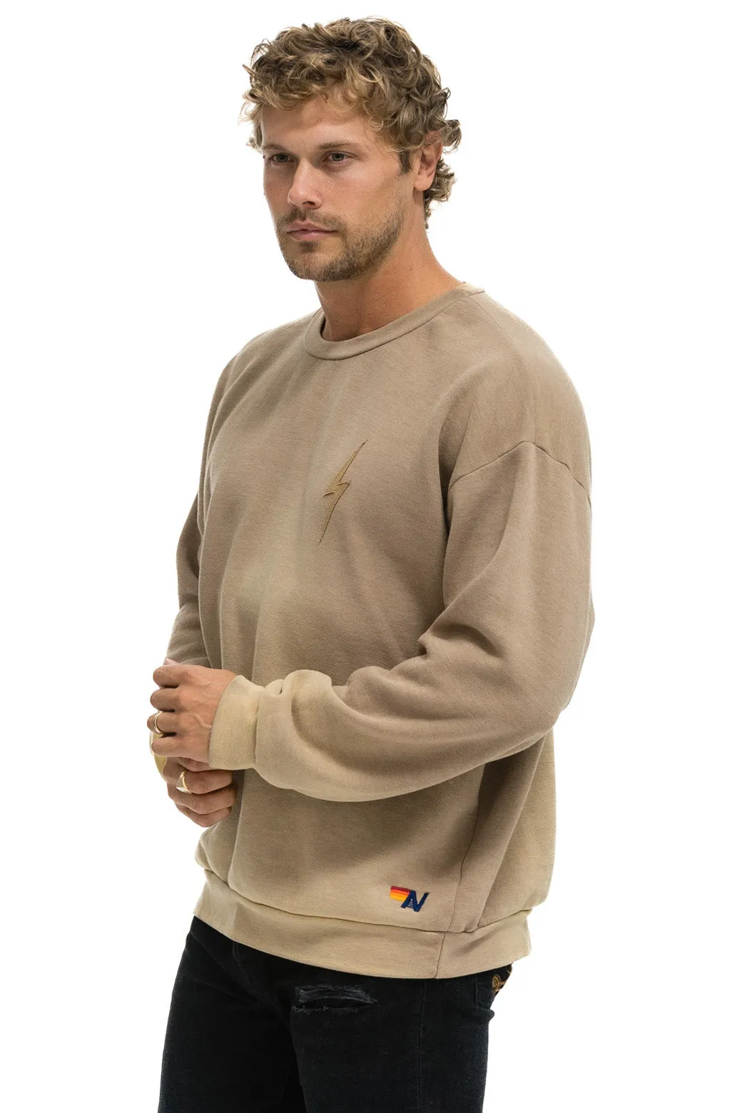 BOLT STITCH 2 RELAXED CREW SWEATSHIRT - FADED TAN