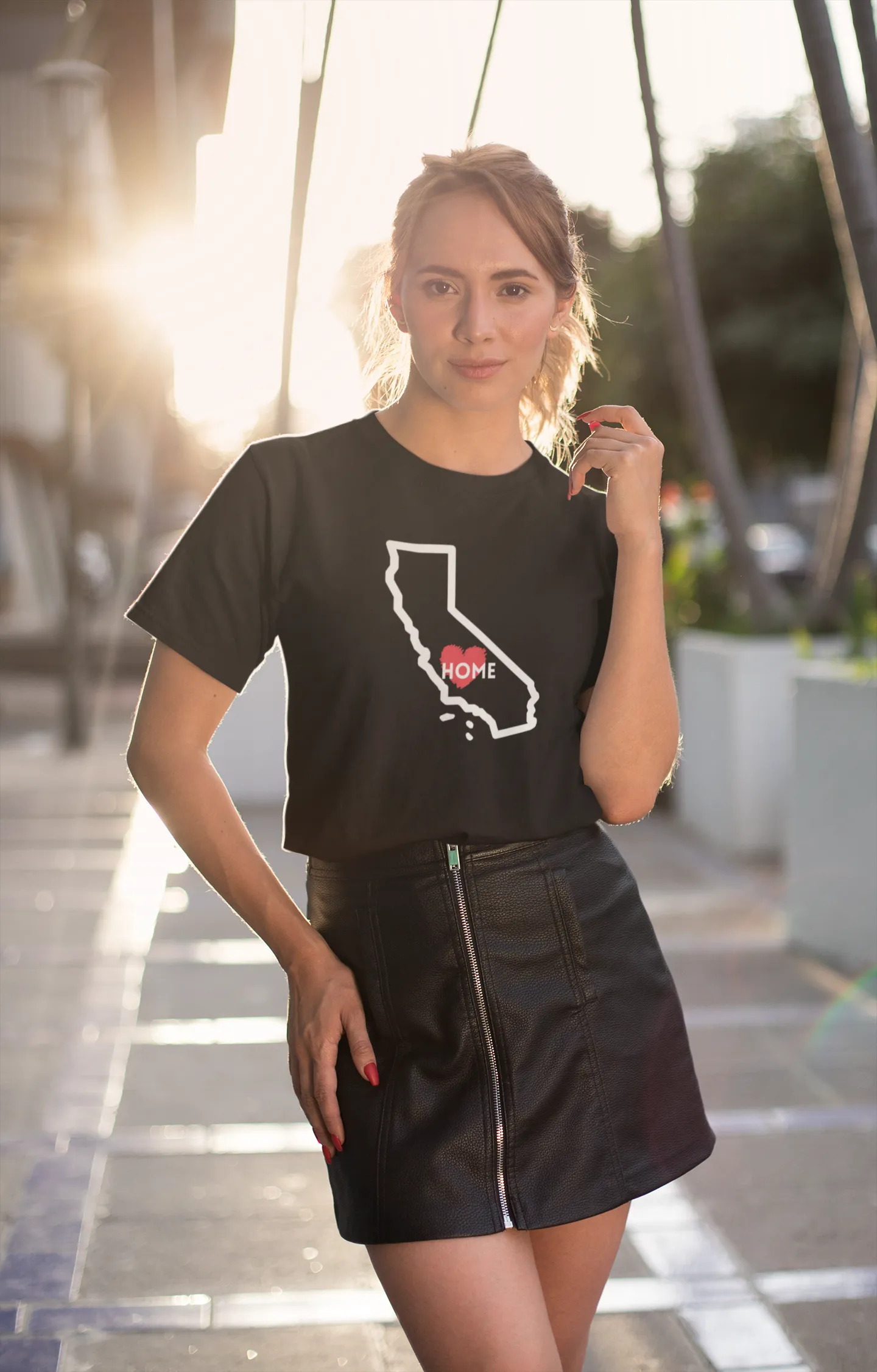 CALIFORNIA IS HOME Women's Relaxed T-Shirt