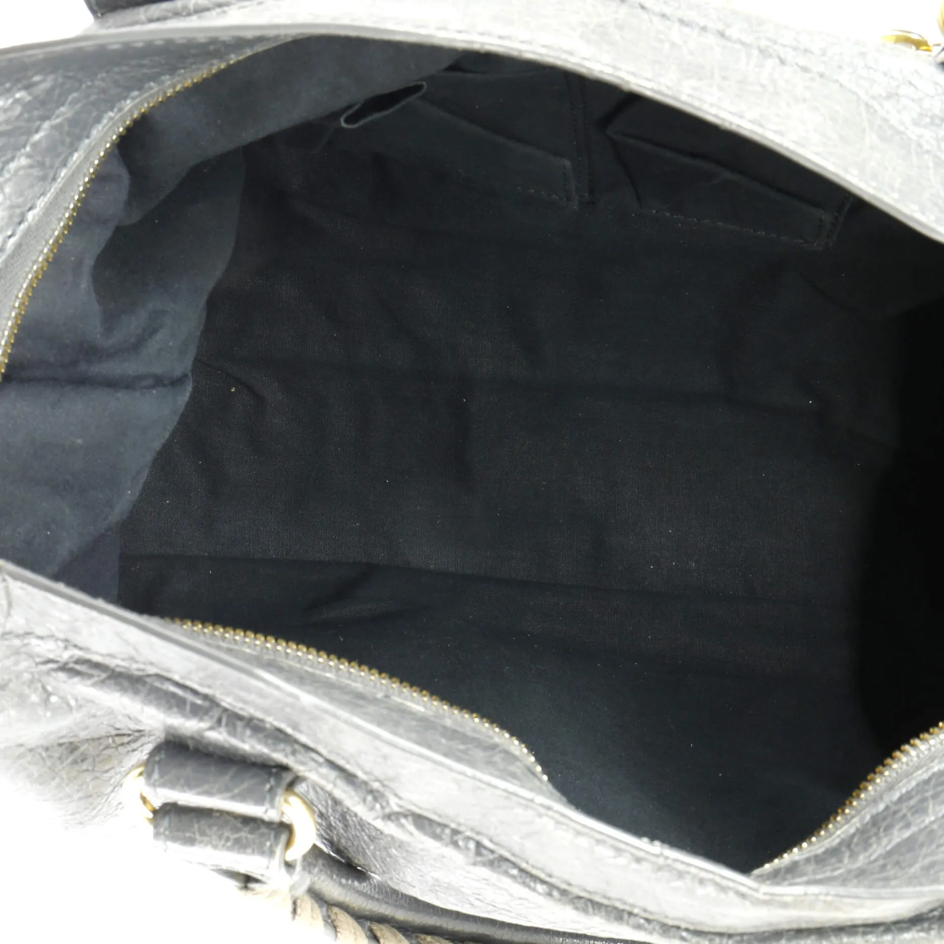 City Classic Studs Bag Leather Medium
