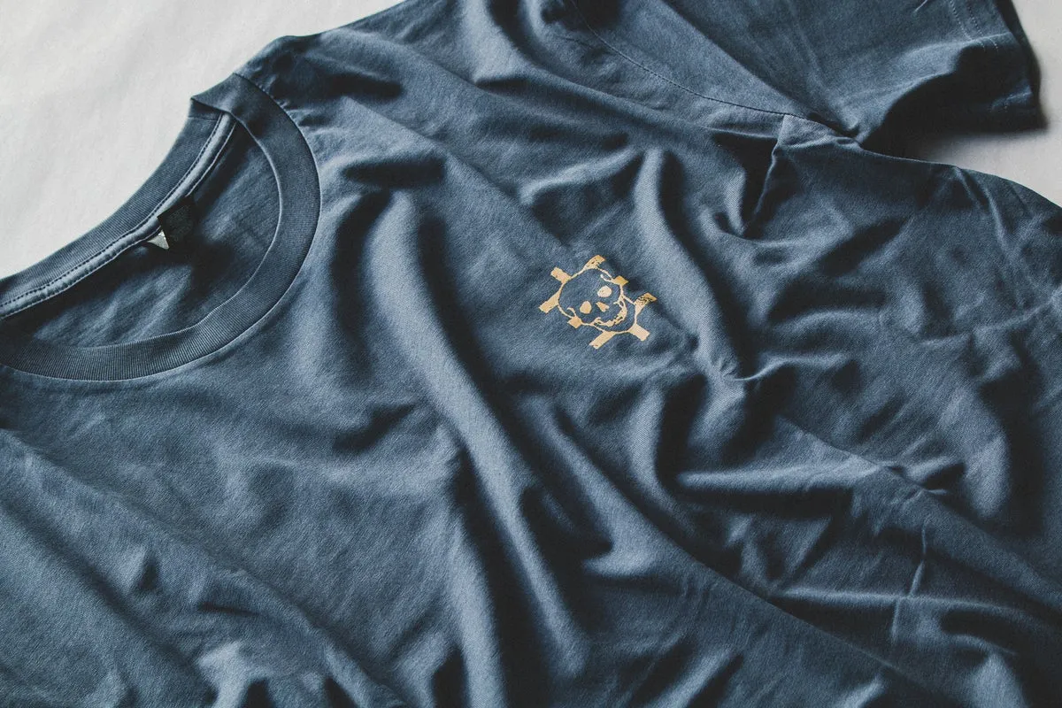 DEAD LEISURE SKULL LOGO TEE - PETROL BLUE