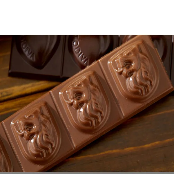 Deluxe Godiva and Sweets Gift Basket