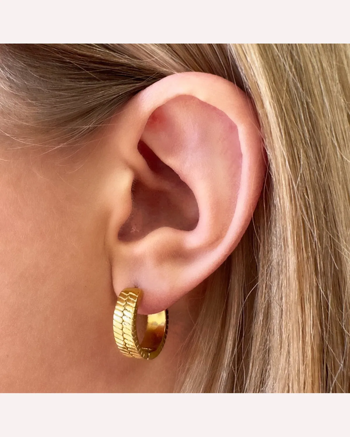 Ever Jewellery Step Back Hoop Earrings - Gold