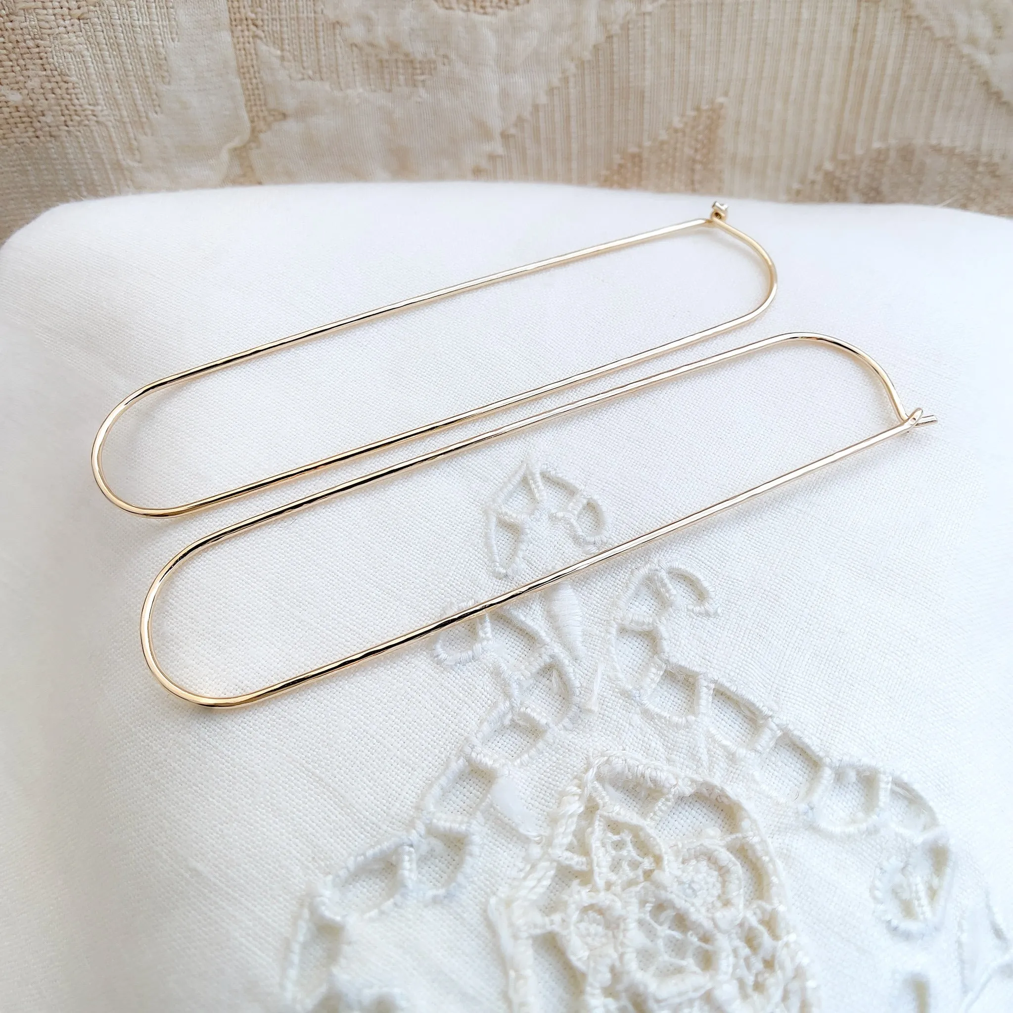 FACET Oblong Hoops
