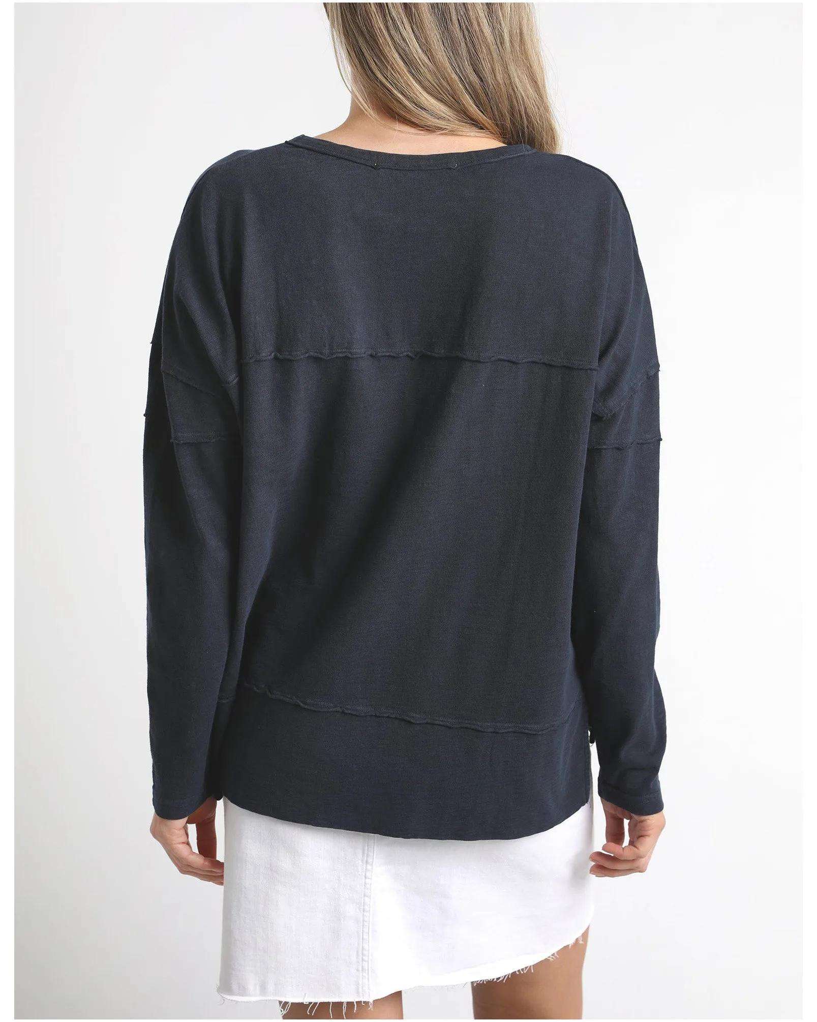 Foxwood Throw on Tee - Navy