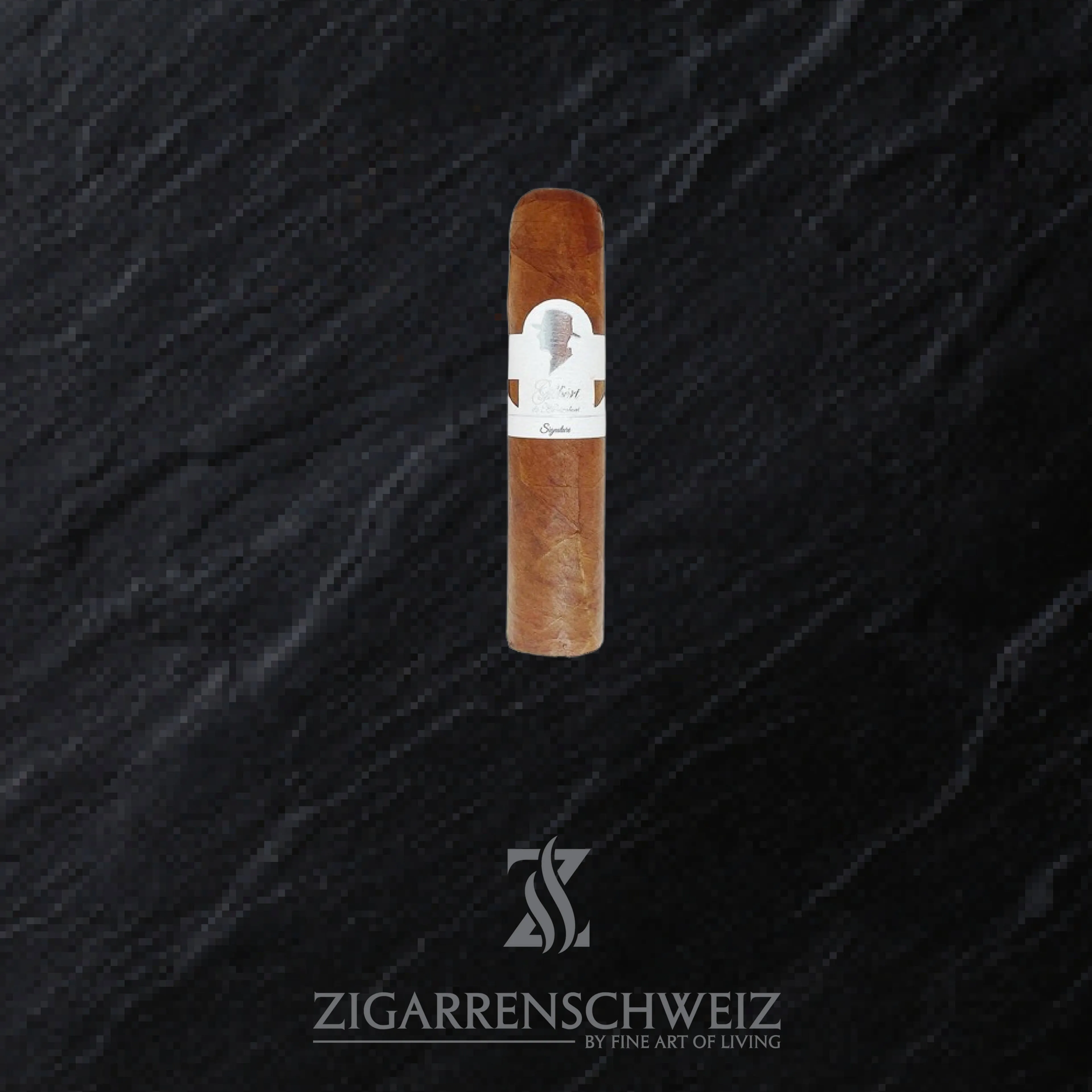 Gilbert de Montsalvat Signature Chubby
