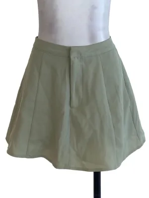 Green Plain Skorts