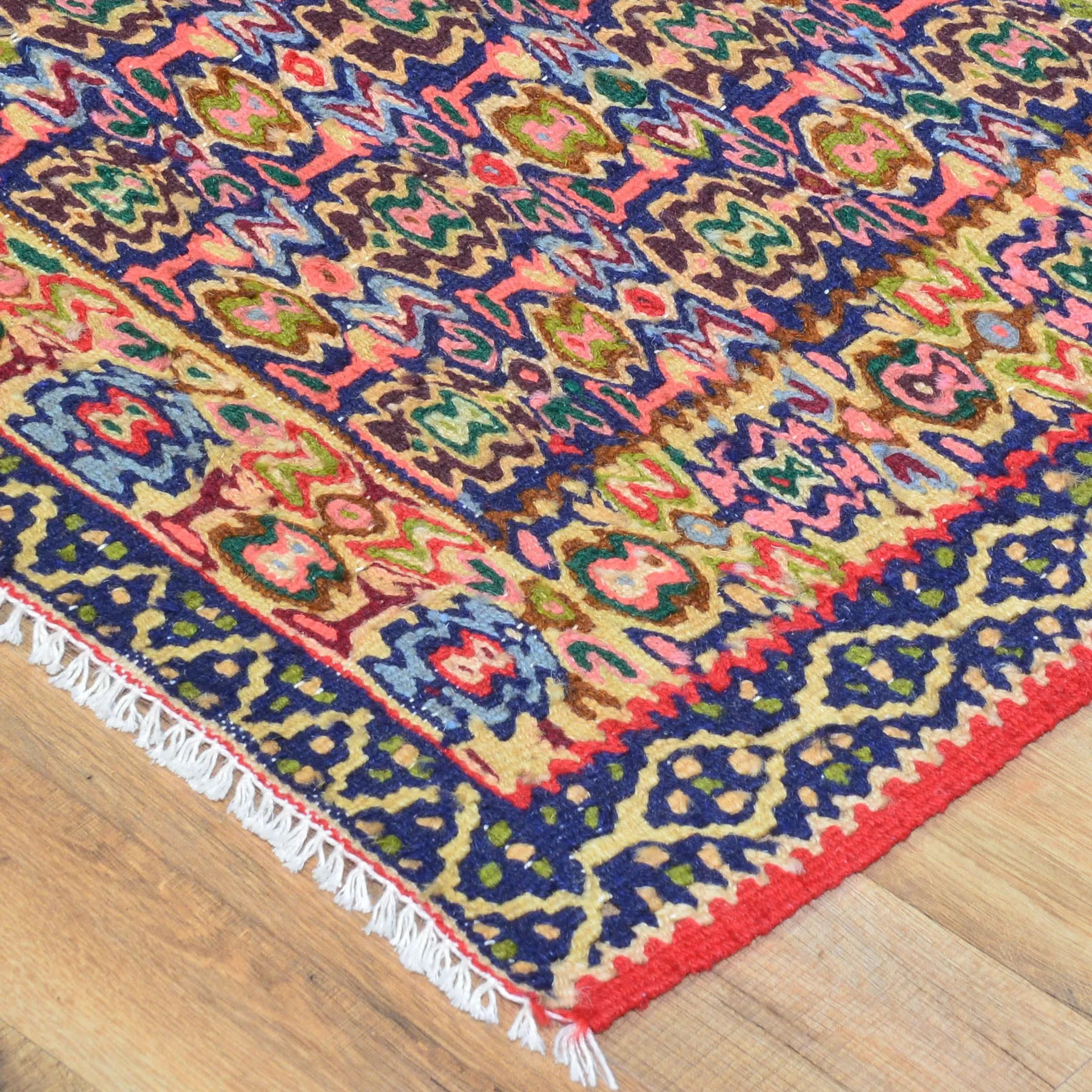 Hand-Woven Fine Senneh Tribal Design Kilim Handmade Wool Rug (Size 4.1 X 4.11) Brral-4980