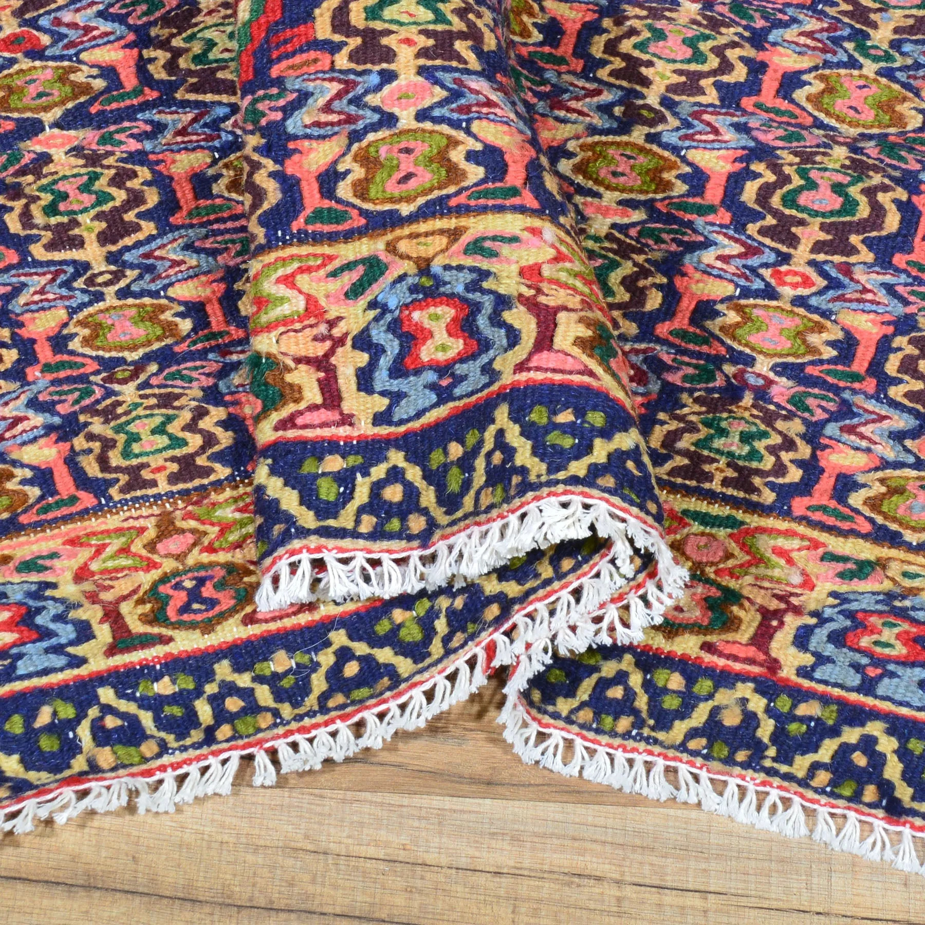 Hand-Woven Fine Senneh Tribal Design Kilim Handmade Wool Rug (Size 4.1 X 4.11) Brral-4980