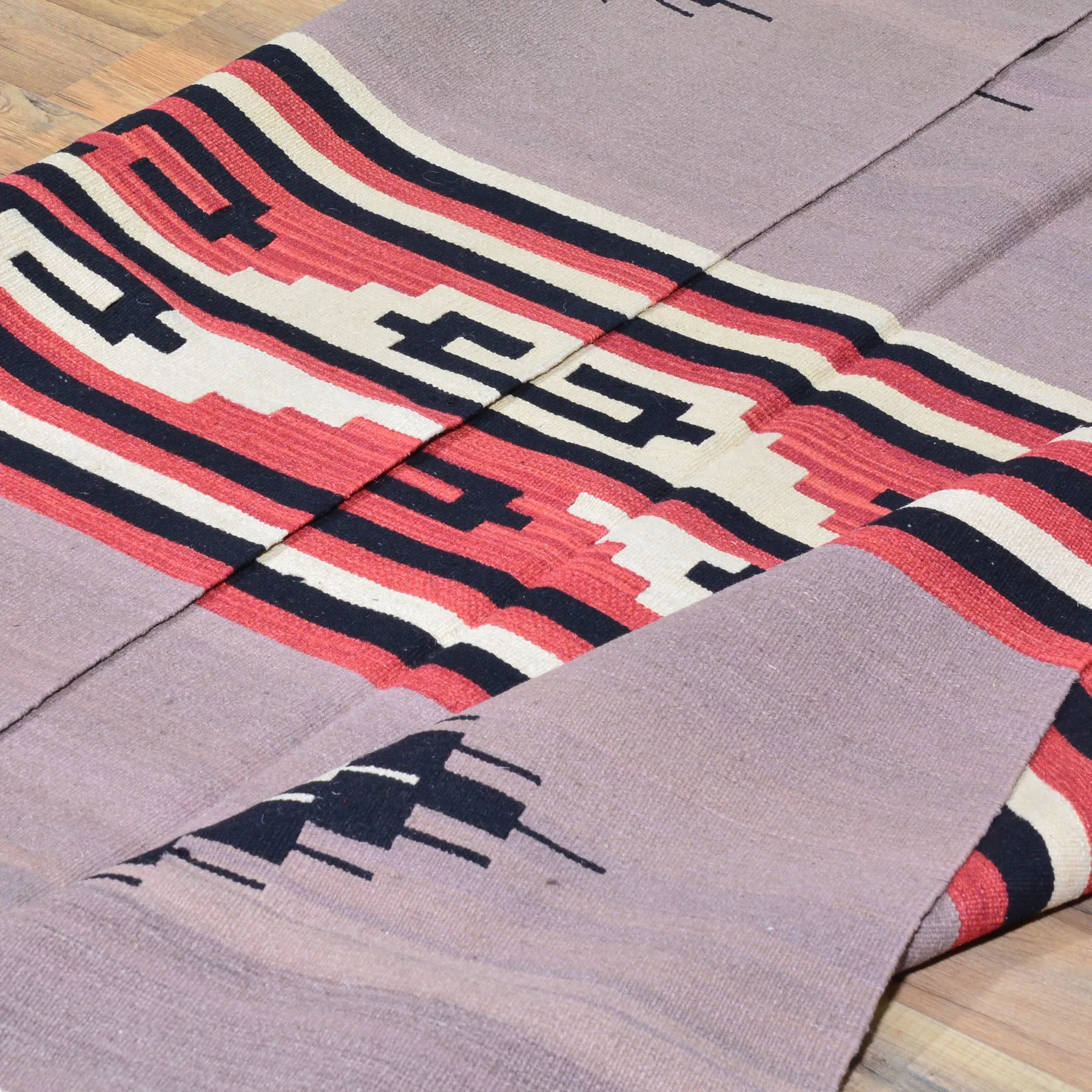 Hand-Woven Flatweave Geometric Design Kilim Wool Rug (Size 5.7 X 7.3) Cwral-7338