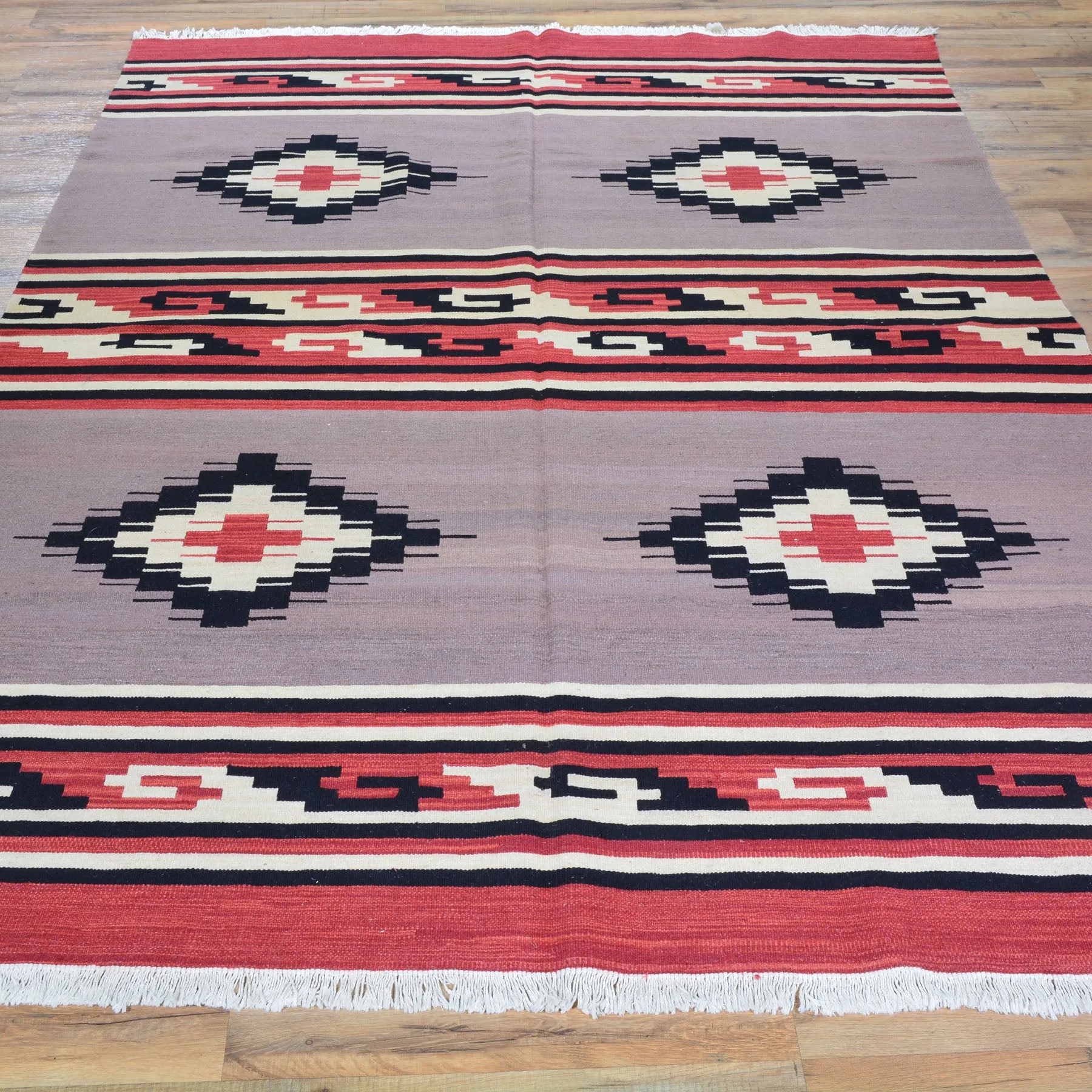 Hand-Woven Flatweave Geometric Design Kilim Wool Rug (Size 5.7 X 7.3) Cwral-7338