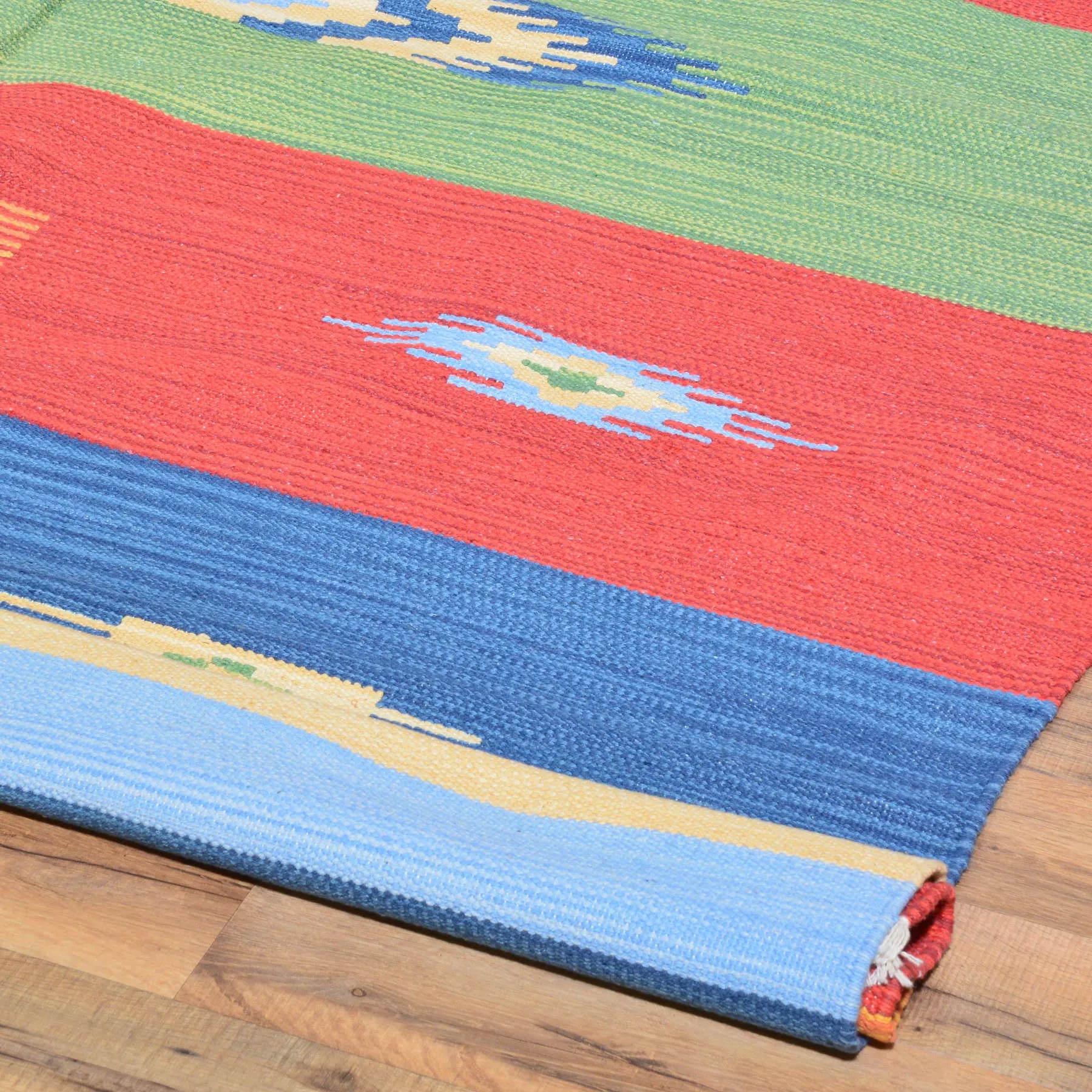 Hand-Woven Handmade Flatweave Cotton Reversible Rug (Size 5.0 X 7.8) Brral-3759