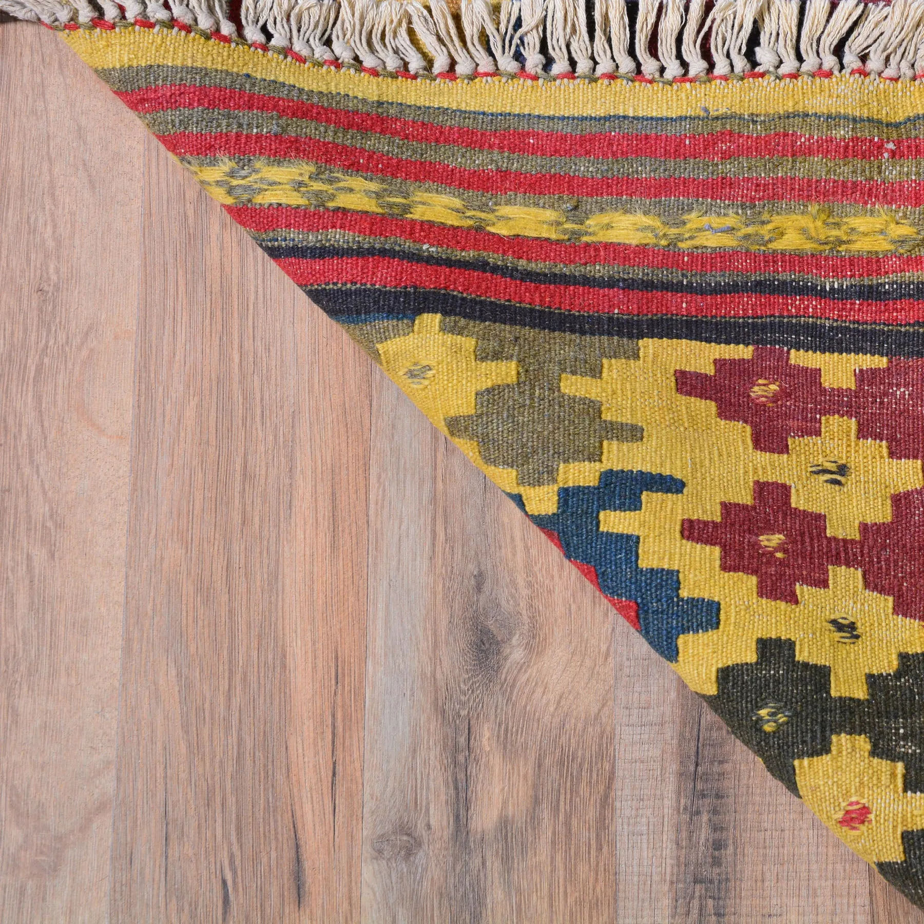 Hand-Woven Kilim Tribal Design Handmade Wool Rug (Size 2.5 X 9.4) Cwral-7536