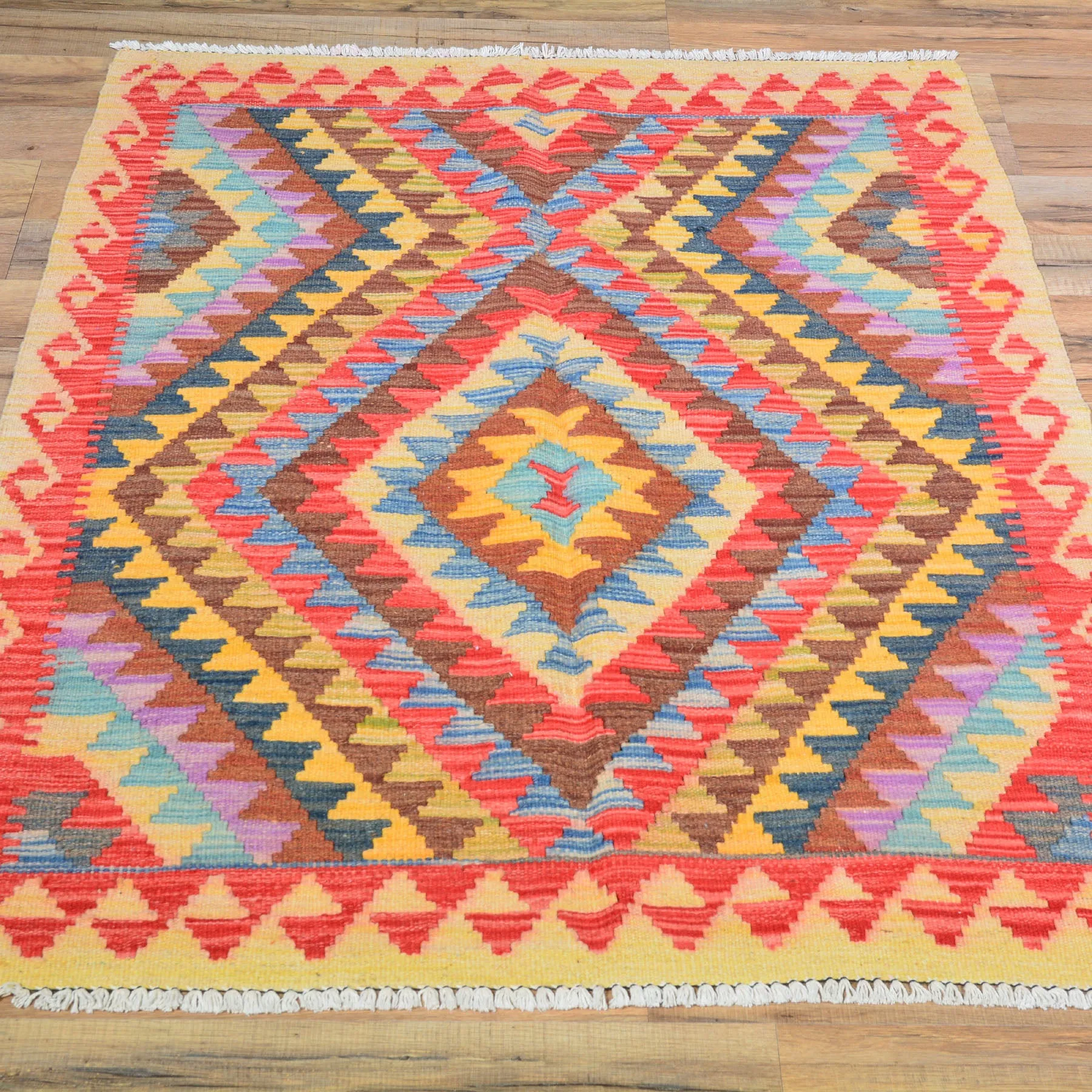 Hand-Woven Southwestern Afghan Kilim Handmade Wool Rug (Size 2.11 X 3.10) Cwral-3045
