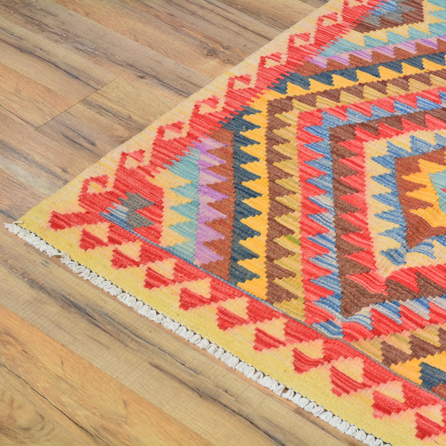 Hand-Woven Southwestern Afghan Kilim Handmade Wool Rug (Size 2.11 X 3.10) Cwral-3045