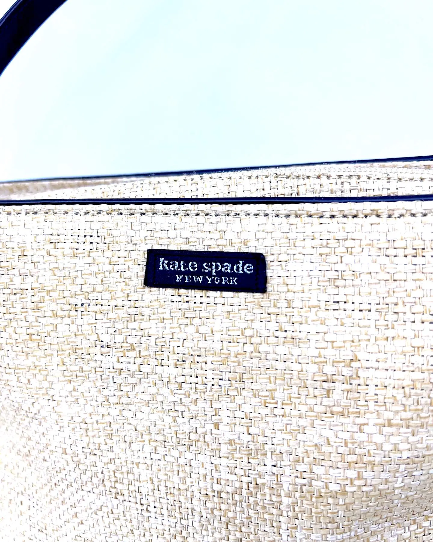 KATE SPADE NATURAL WOOVEN HANDBAG