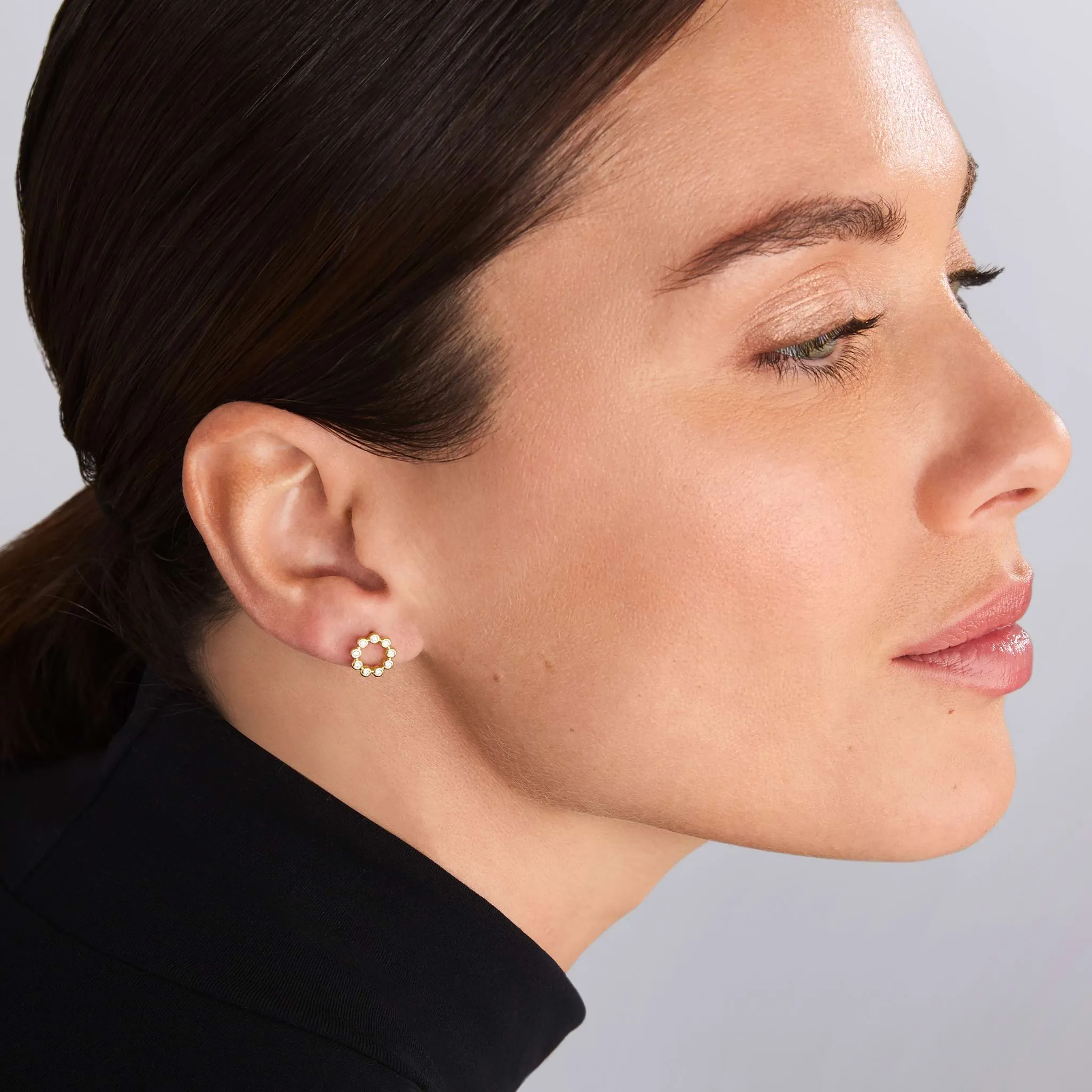 KSL 18K Gold Circle Diamond Stud Earrings