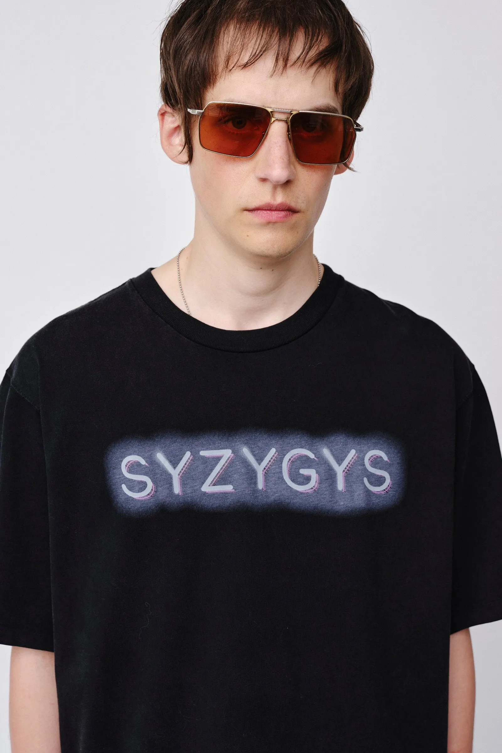 LA SYZYGYS - Black