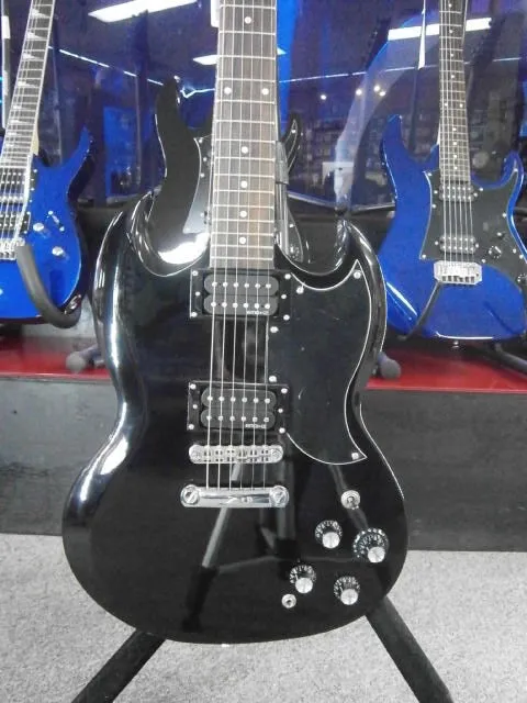 LEGACY CLASSIC COLLECTION GUITAR SG STYLE