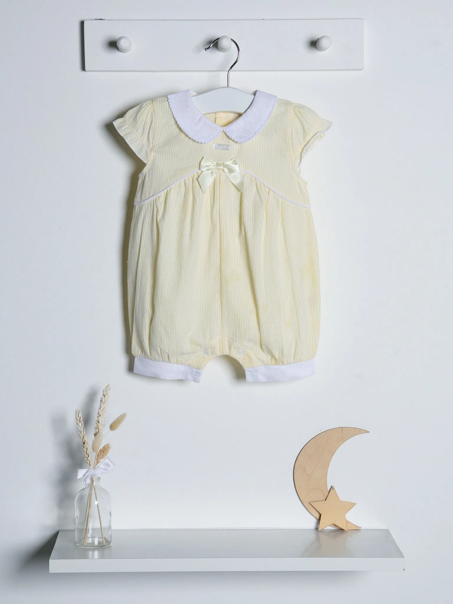 Lemon frill collar seersucker romper