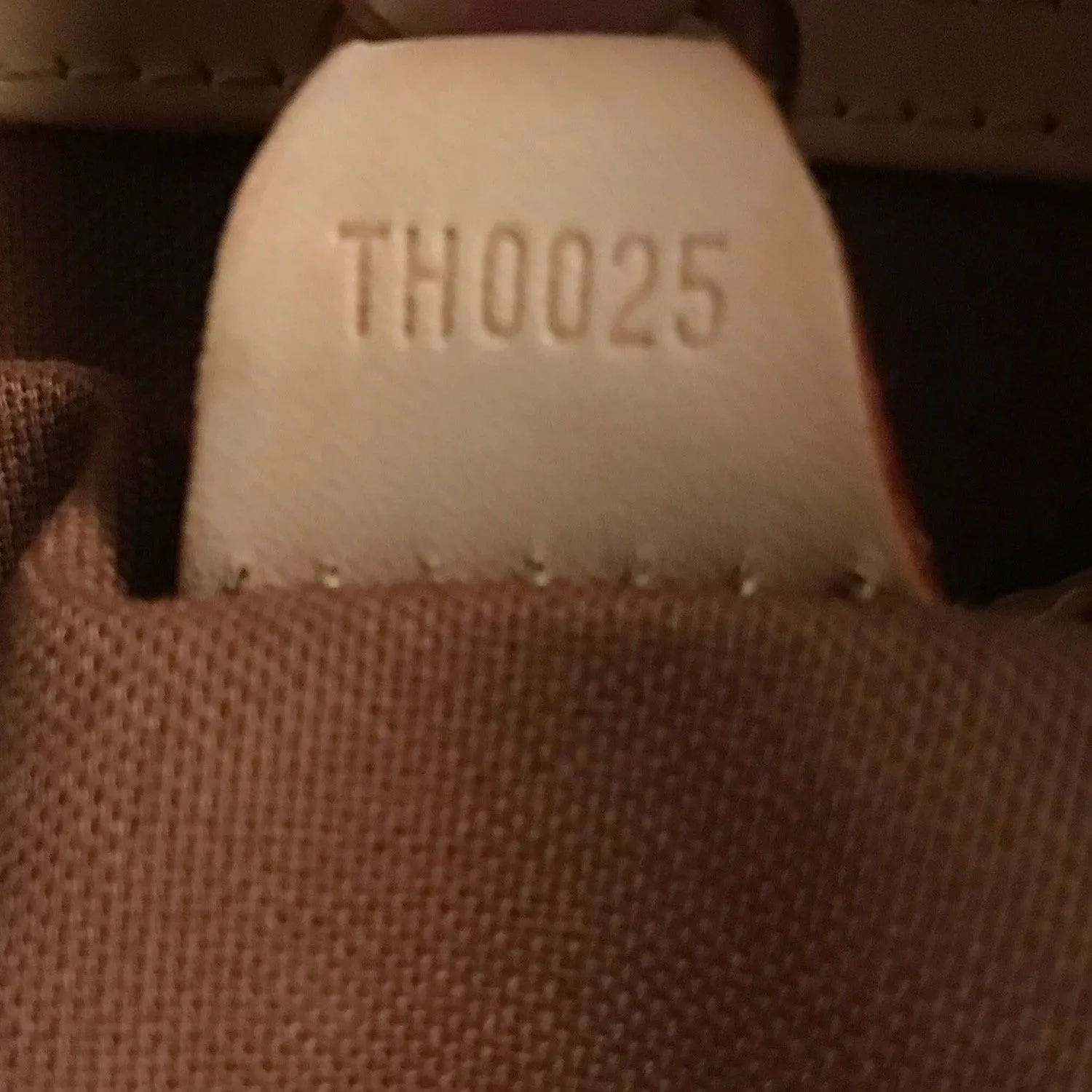 Louis Vuitton Ellipse PM