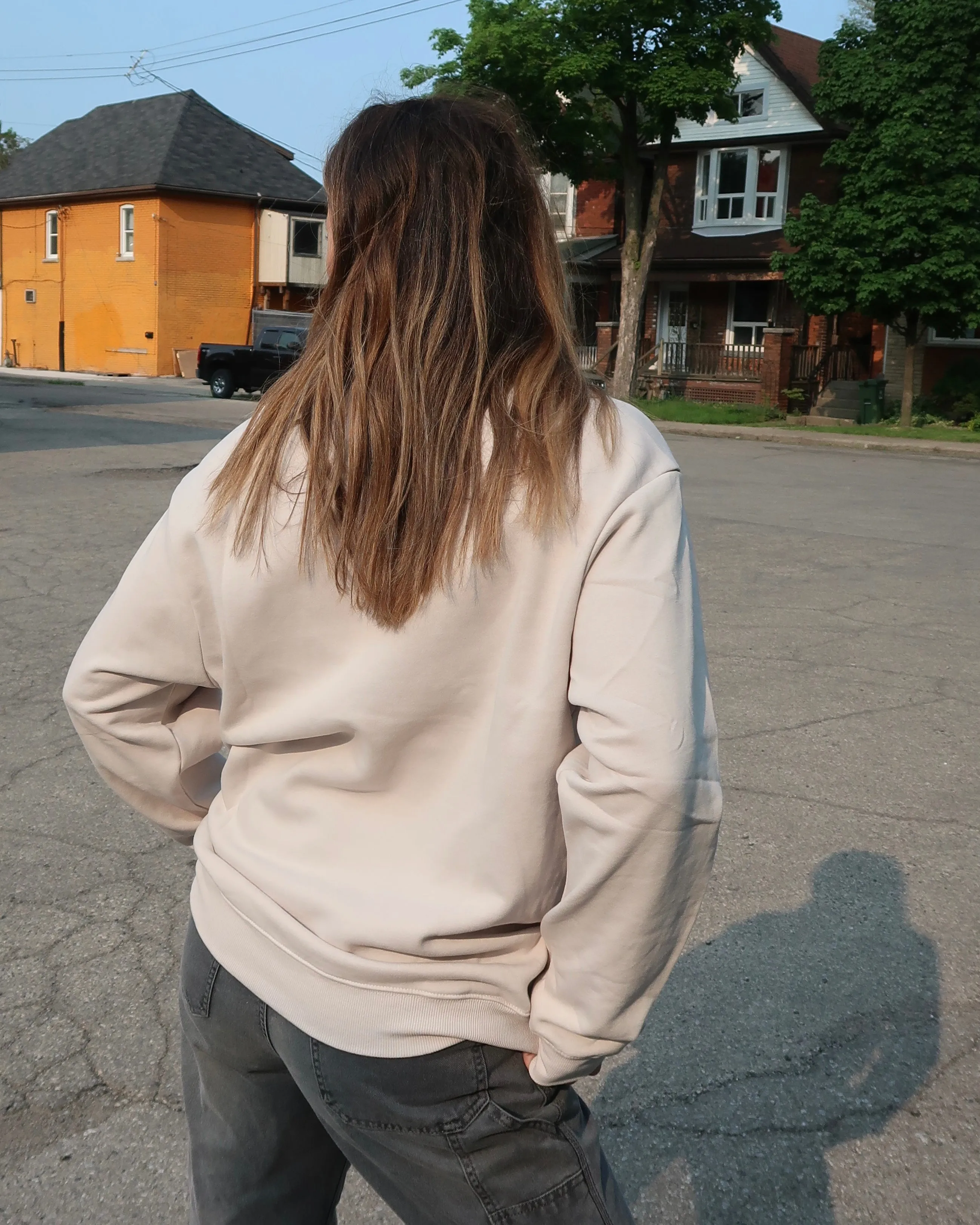 love who you want Relaxed Crewneck (OFF WHITE)