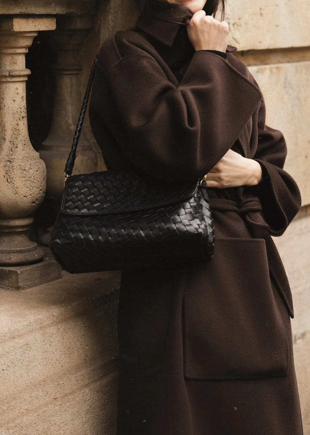 Madeleine Handbag in Black