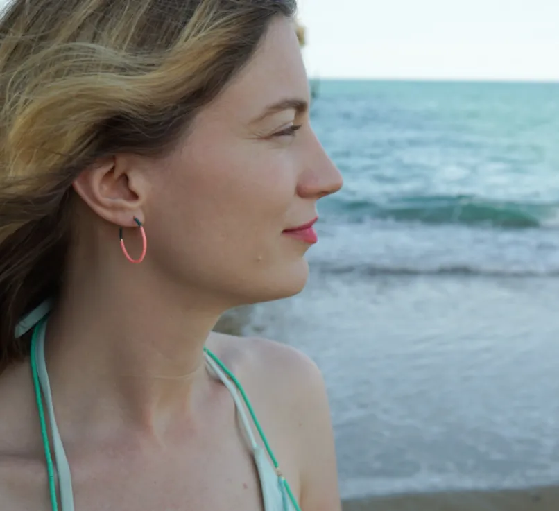 Midi Colorloop Earrings in Shell