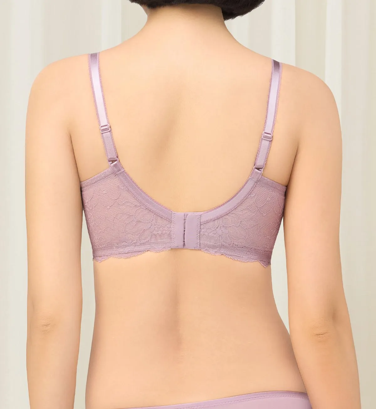 NATURAL ELEGANCE SLEEK NON-WIRED PADDED BRA