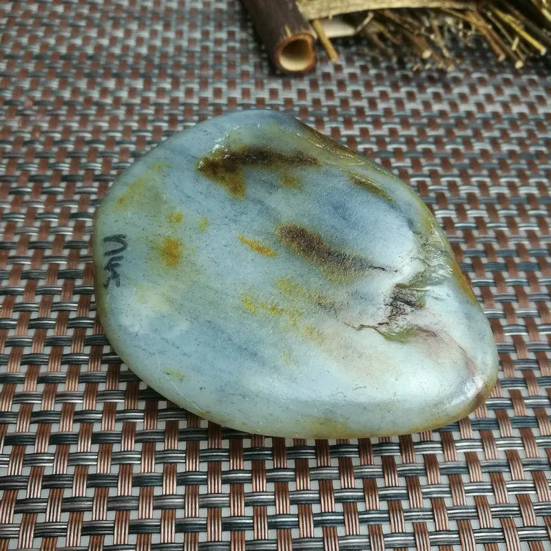 Natural Hetian Jade Rough Nephrite Raw (204g,8.3X5.8X2.8cm)