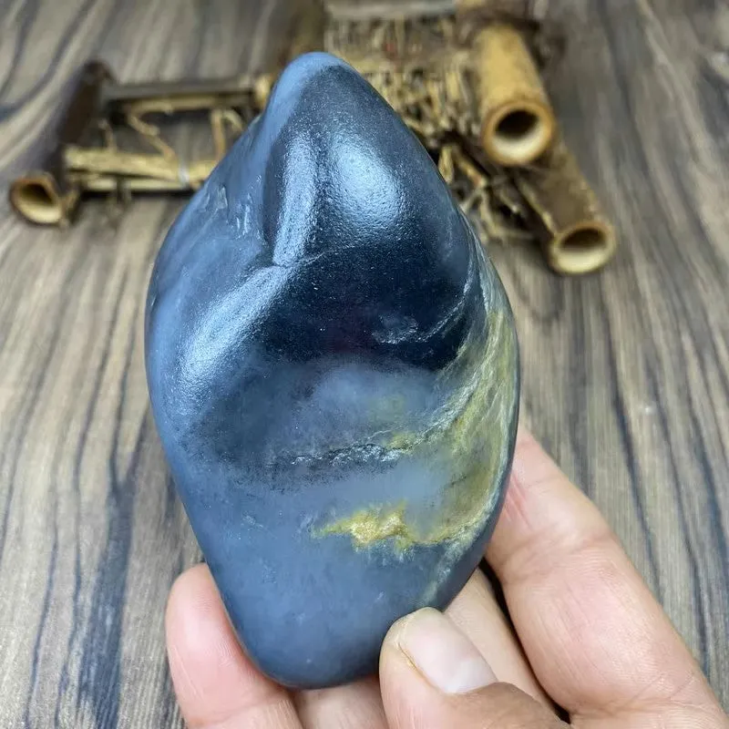 Natural Hetian Jade Rough Nephrite Raw (212g,8.6X5.2X3.5cm)