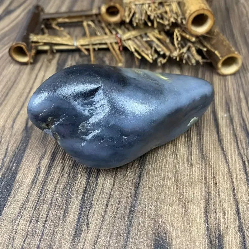 Natural Hetian Jade Rough Nephrite Raw (212g,8.6X5.2X3.5cm)