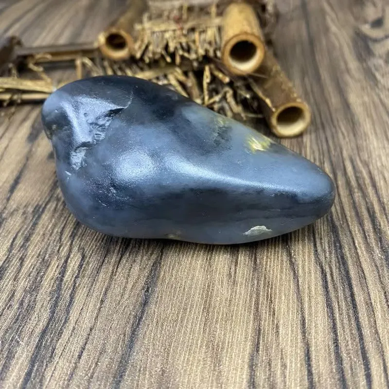 Natural Hetian Jade Rough Nephrite Raw (212g,8.6X5.2X3.5cm)