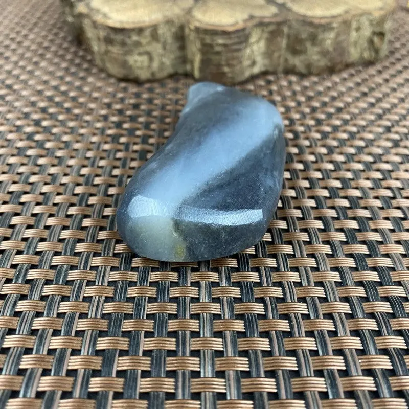 Natural Hetian Jade Rough Nephrite Raw (75g,6.7X2.9X1.7cm)