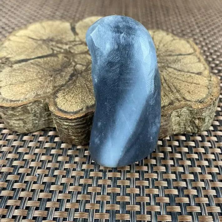 Natural Hetian Jade Rough Nephrite Raw (75g,6.7X2.9X1.7cm)
