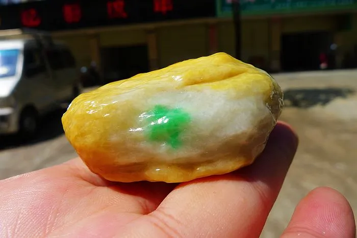 Natural Jade Rough Jadeite Raw (106g,5.8X3.7X2.5cm)