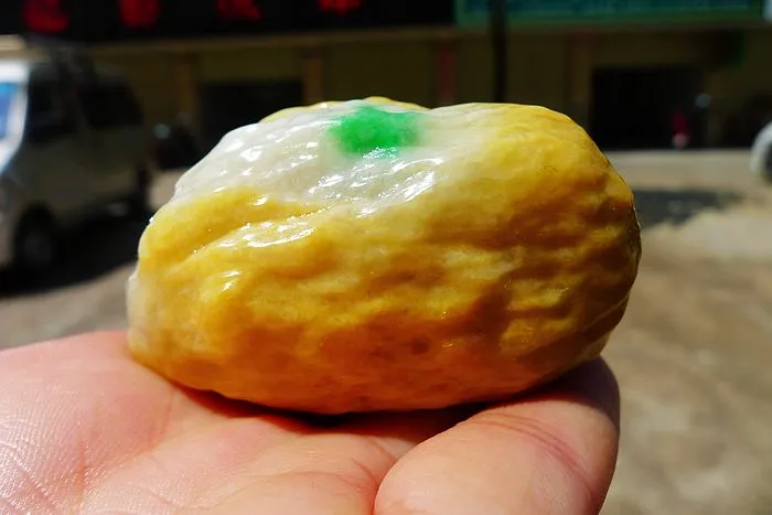 Natural Jade Rough Jadeite Raw (106g,5.8X3.7X2.5cm)