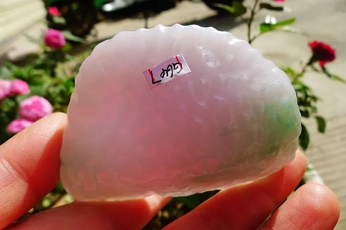 Natural Jade Rough Jadeite Raw (120g,7.6X5.6X1.7cm)