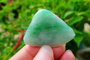 Natural Jade Rough Jadeite Raw (12g,3.9X3.1X0.5cm)