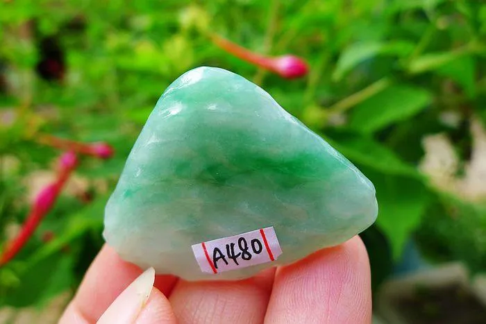 Natural Jade Rough Jadeite Raw (12g,3.9X3.1X0.5cm)