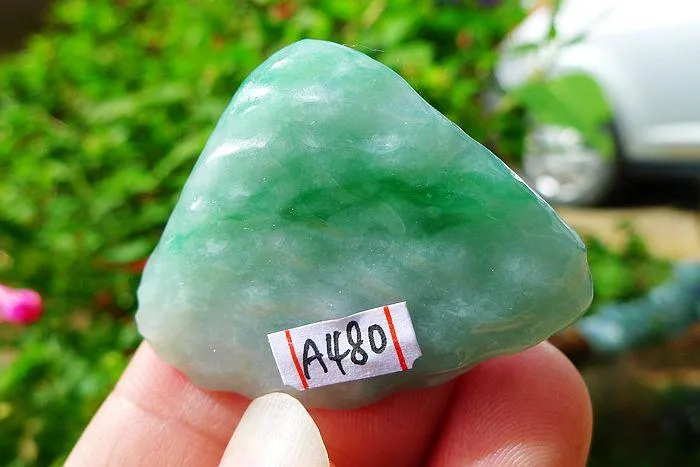 Natural Jade Rough Jadeite Raw (12g,3.9X3.1X0.5cm)