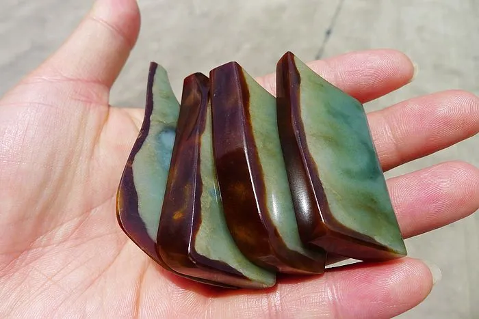 Natural Jade Rough Jadeite Raw 130g