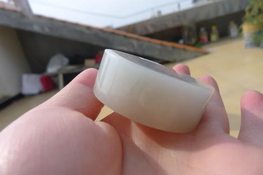 Natural Jade Rough Jadeite Raw (133g,5.15X5.15X2cm)