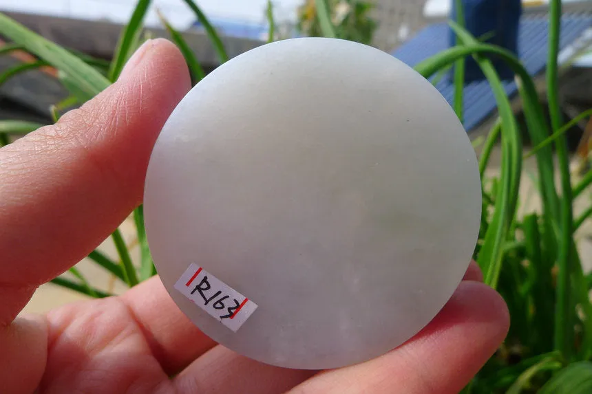 Natural Jade Rough Jadeite Raw (133g,5.15X5.15X2cm)