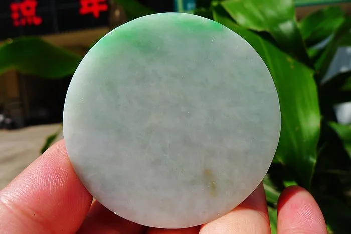 Natural Jade Rough Jadeite Raw (135g,5.4X1.7cm)