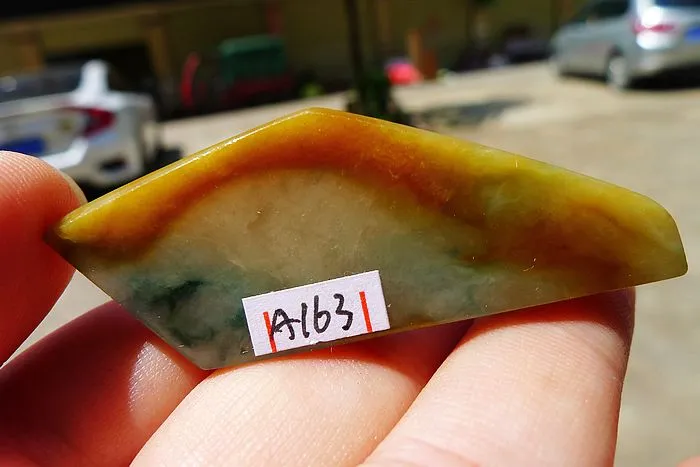 Natural Jade Rough Jadeite Raw (14g,5.6X2.2X0.5cm)